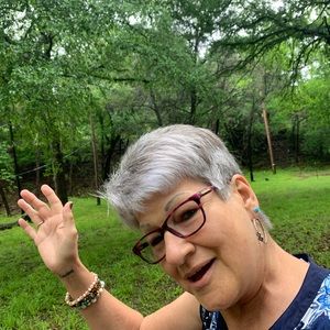 Meet your Posher, Pamela